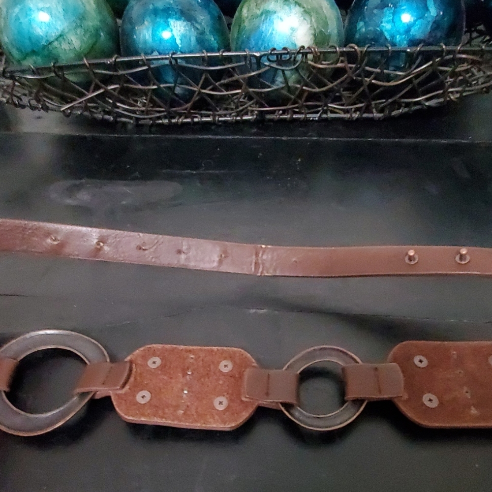 Belt - Picture 3 of 4